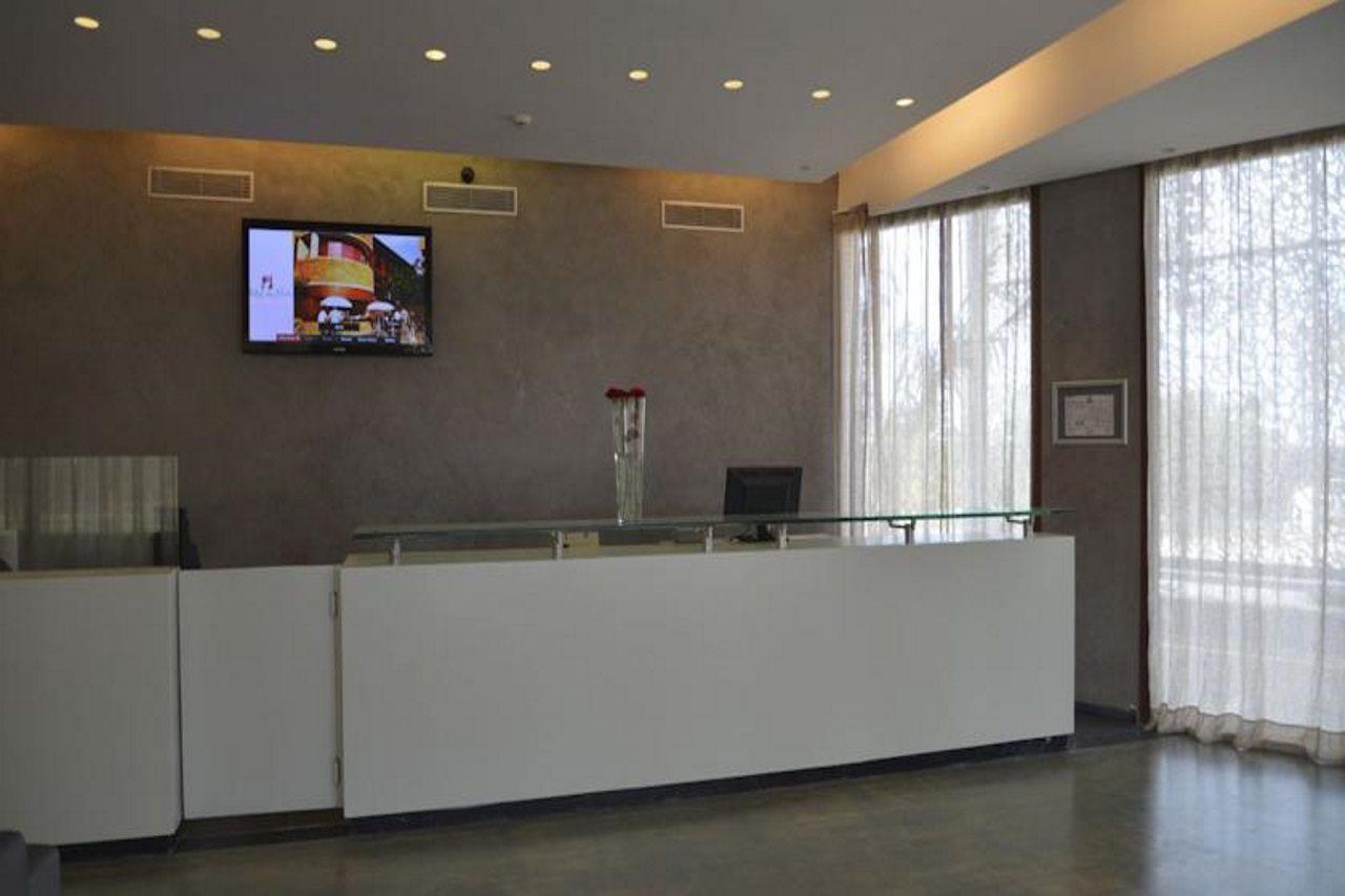 Hotel Des Arts Resort & Spa Tamarist 외부 사진